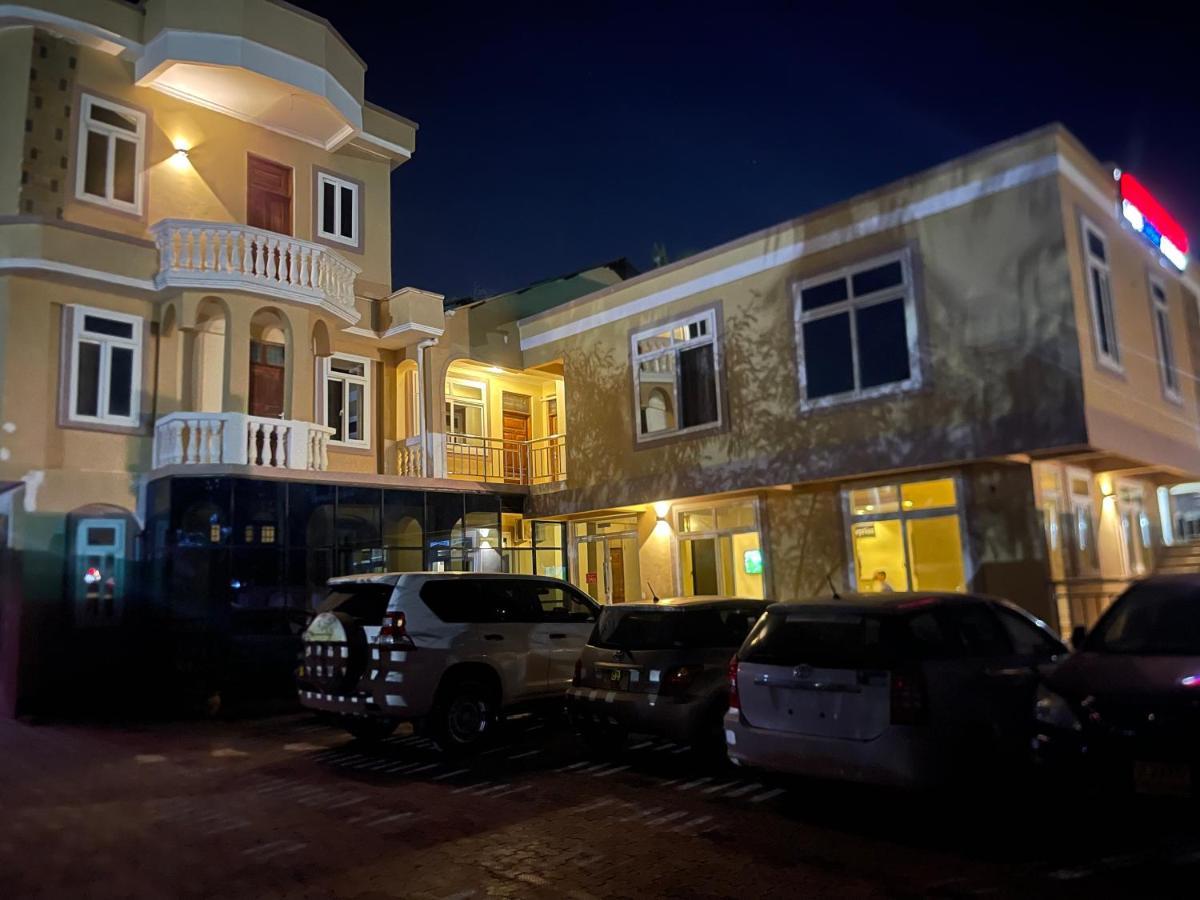 Moments Park Motel Dár Al-Szalám Kültér fotó